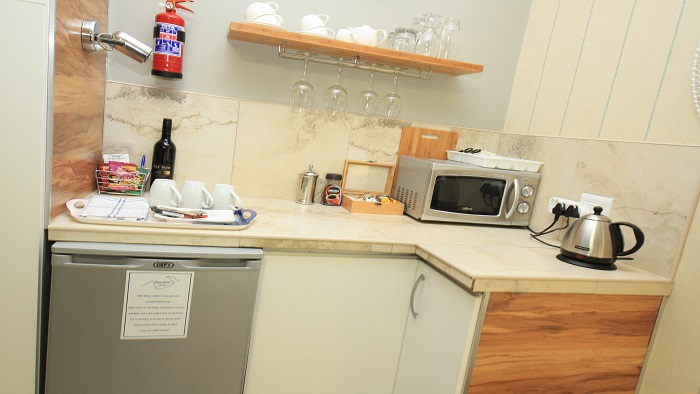 Room 6 – (Sleeps 2)